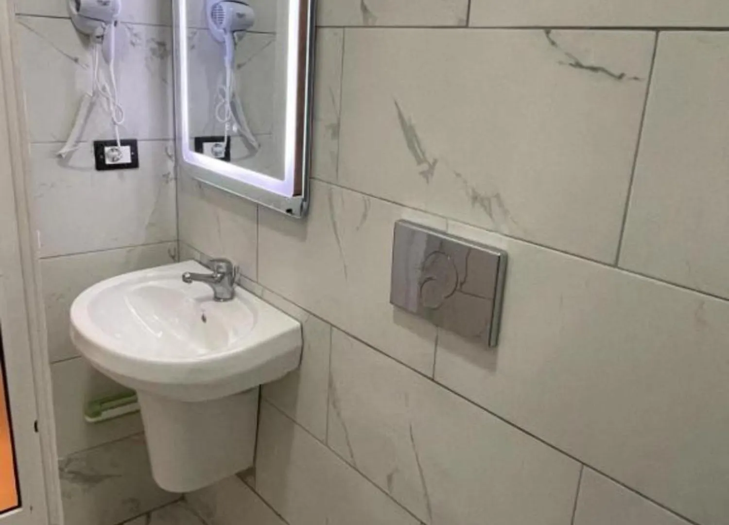 Tirent Apartment- Studio Central Tirana Albania